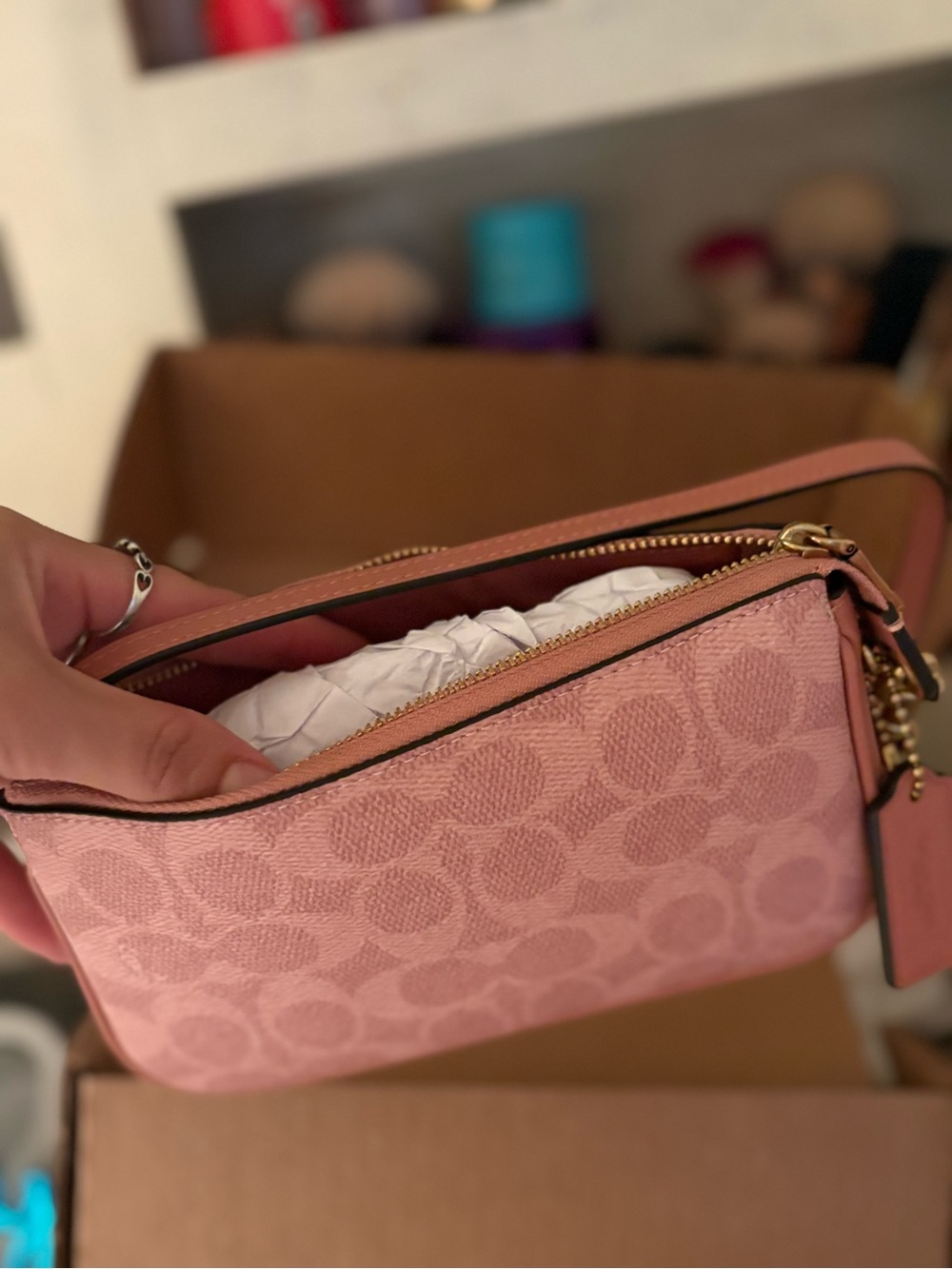 Coach Melon Pink Signature Plaza 18 Shoulder Bag with Brass Hardware - Picture 3 of 7